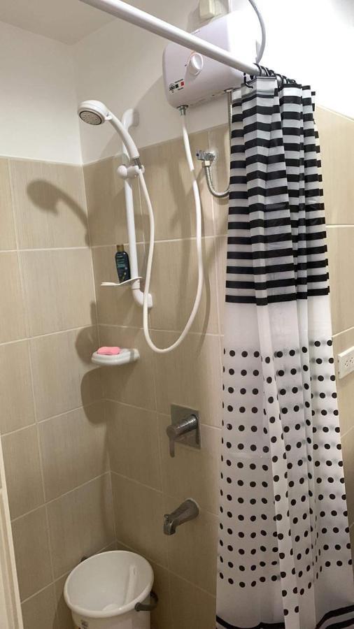 Grand Riviera Suites Comfy Condo Near Us Embassy Manila Bay Roxas Blvd Ermita มะนิลา ภายนอก รูปภาพ